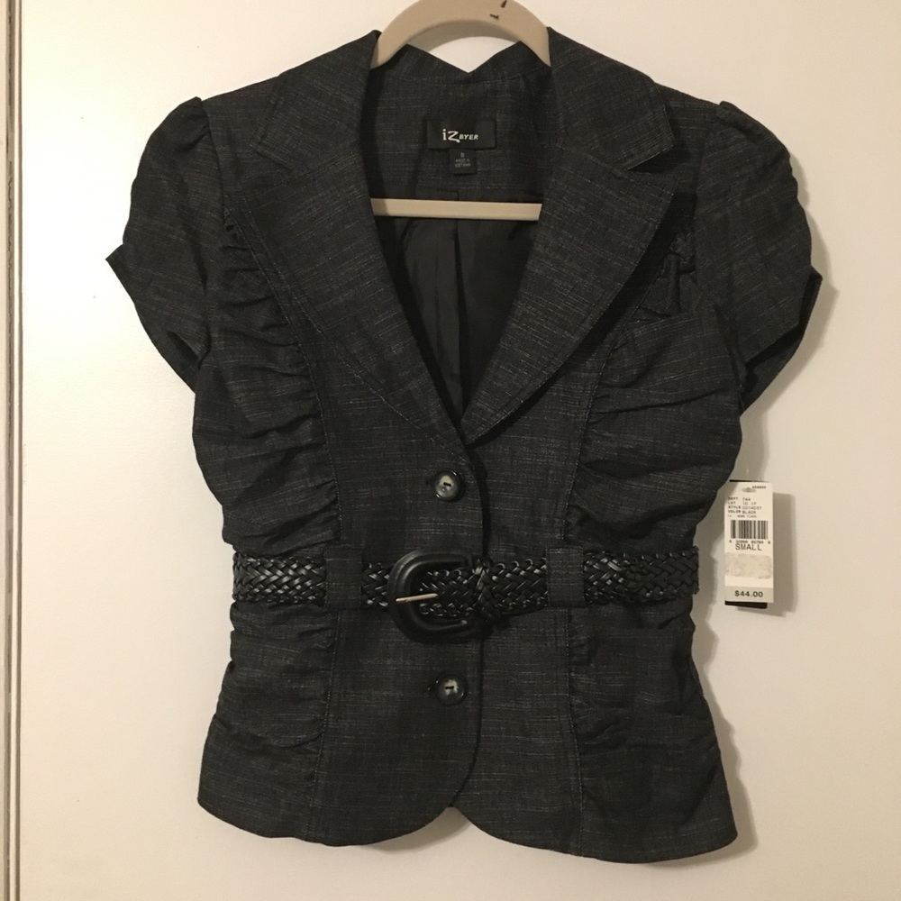 ❤️Brand new IZ BYER CROPPED BLAZER SMALL FLAWLESS